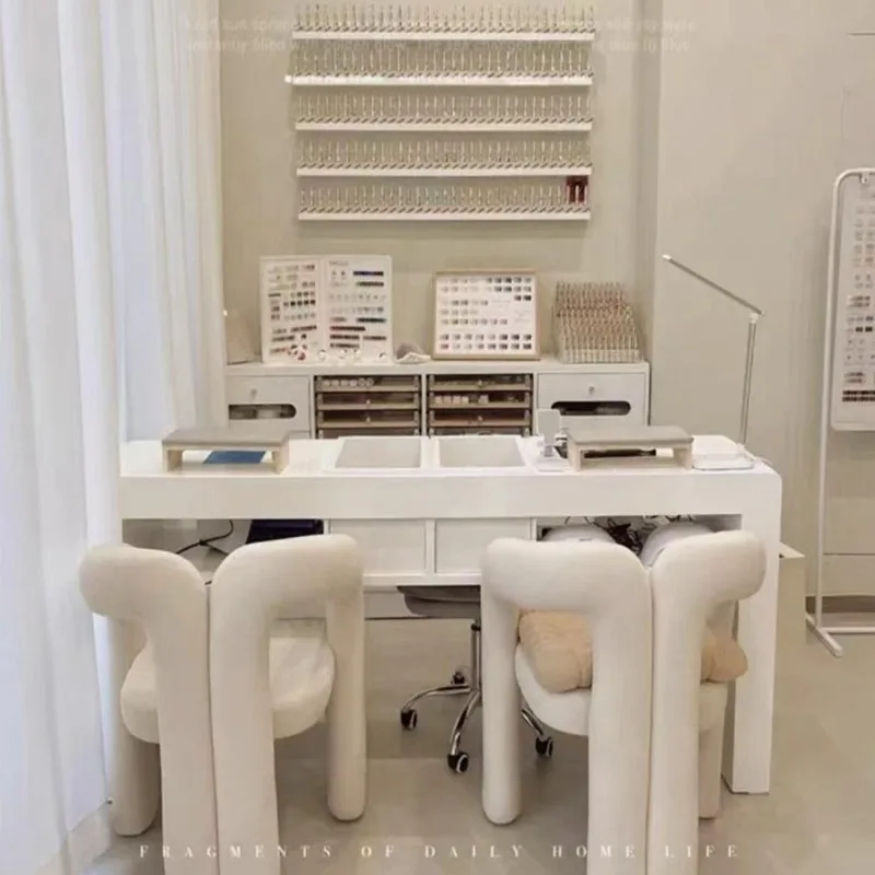 Mesa de Manicure com Cadeiras  - Tech Office Reception avaliação e preço