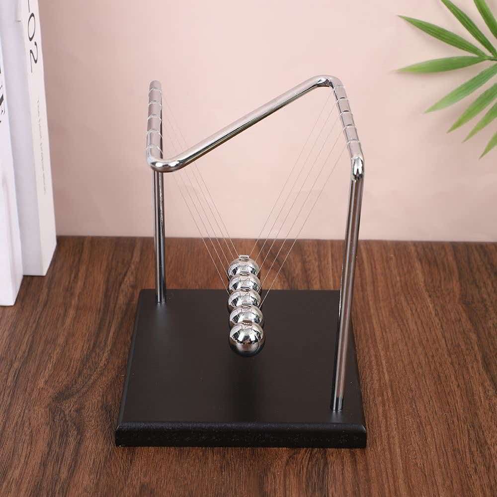 Pêndulo de Newton em Forma de  - Office Tech Gadgets avaliação e preço